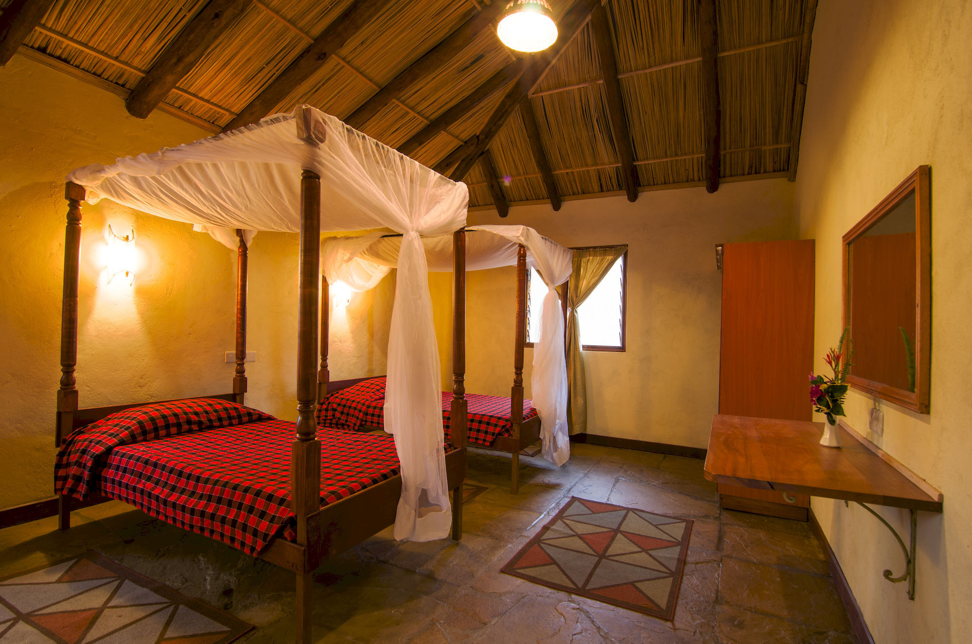 Sentrim Mara Game Lodge Ololaimutiek Bagian luar foto